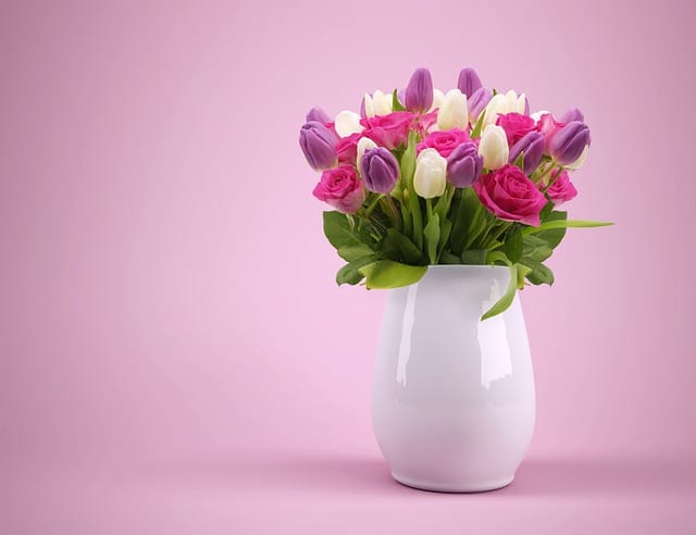 Enkle Tips til Rengøring af Vaser og Bevaring af deres Skinnende Look